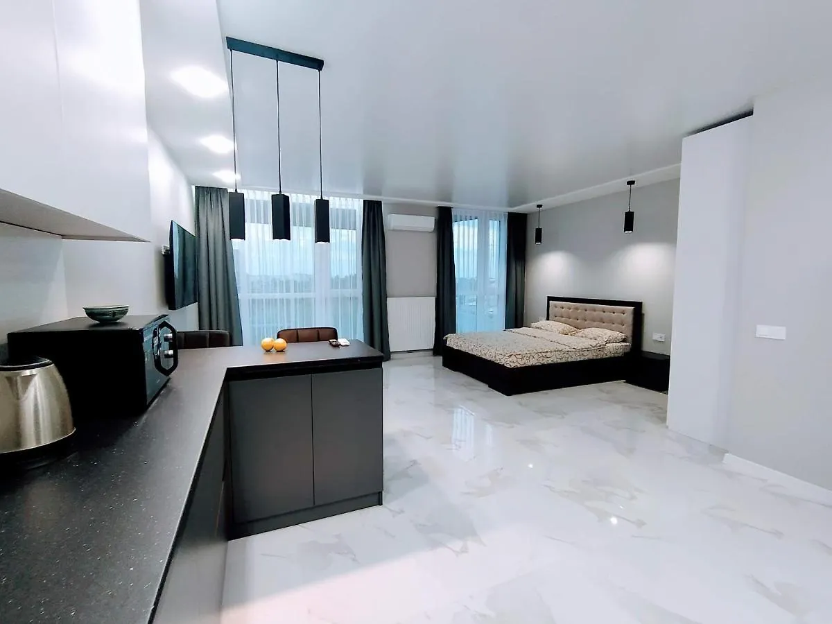 Vip Apartment Near Center 리비프 0*,  우크라이나
